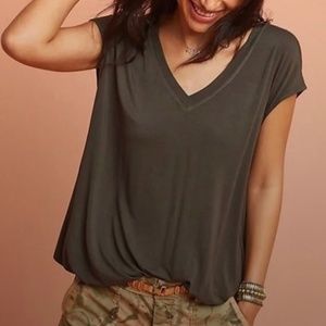 Eri + Ali Banded V-Neck Top